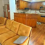 Ervin Apartment - 5 Min To Skenderbeg Square