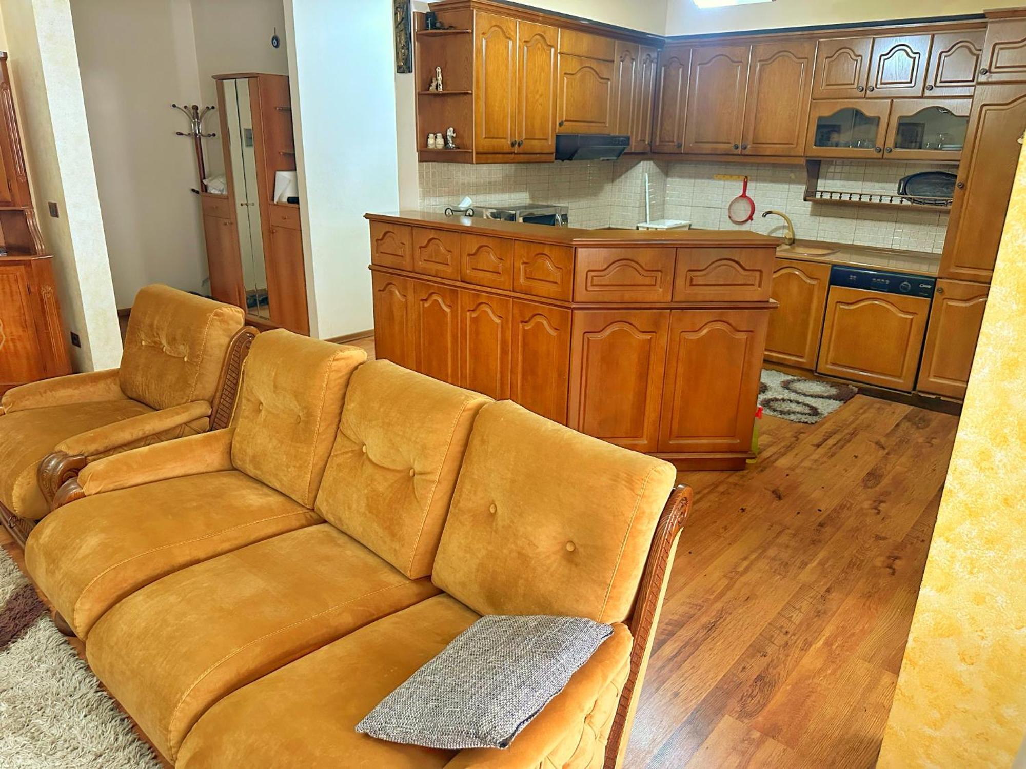 Apartament Ervin - 5 Min To Skenderbeg Square *